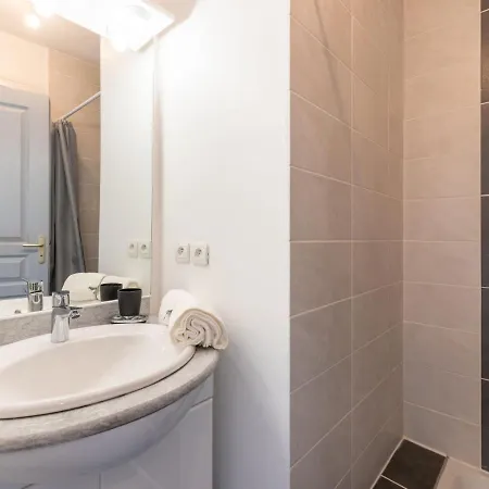 Les Lauriers By Interhome *