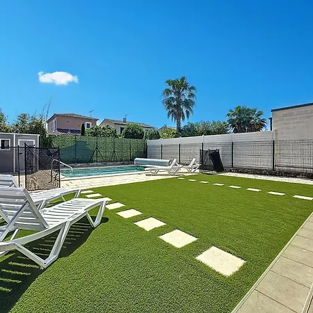 Les Lauriers By Interhome Aigues-Mortes
