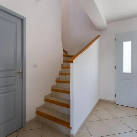 Les Lauriers By Interhome Aigues-Mortes