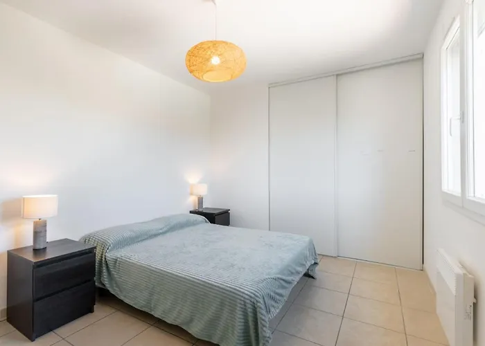 Les Lauriers By Interhome *