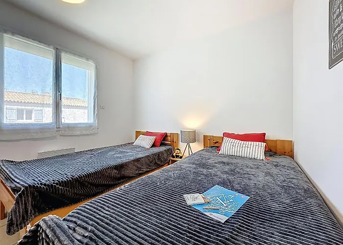 Les Lauriers By Interhome