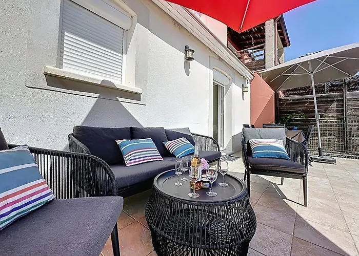 Les Lauriers By Interhome *