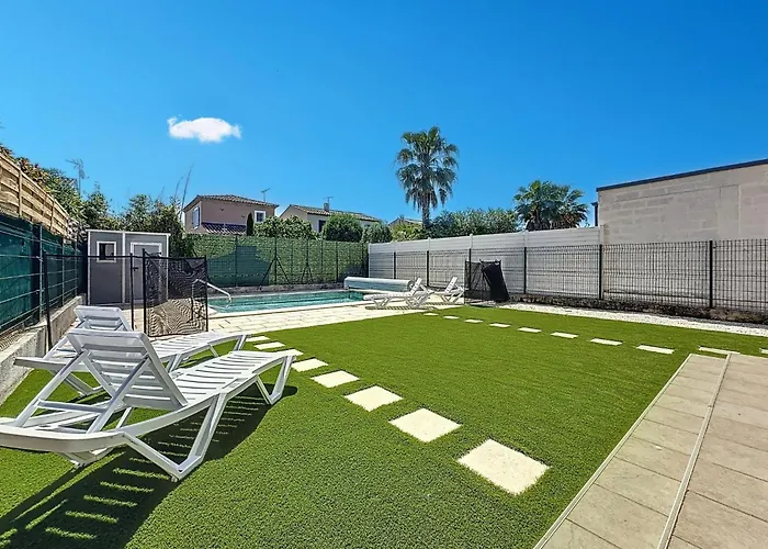 Les Lauriers By Interhome Aigues-Mortes